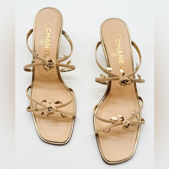 CHANEL Shoes - Chanel Vintage 2001 Rosebuds Strap Sandal Beige & Gold Leather Kitten Heel EU 39